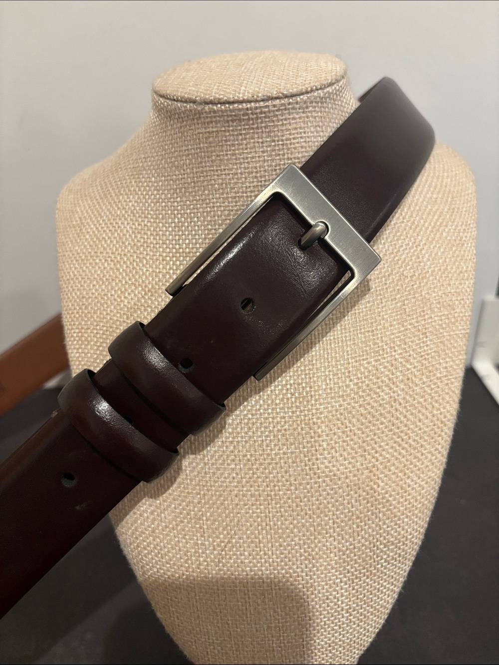 Jos. A. Bank Men's Dark Brown Genuine Leather Dress Belt Buckle Size 40/100